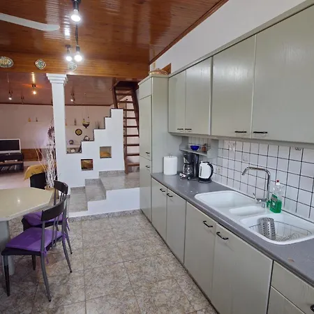 Ioanna Feriehus Katsíngrion