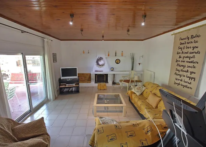 Casa de Férias Ioanna Katsíngrion